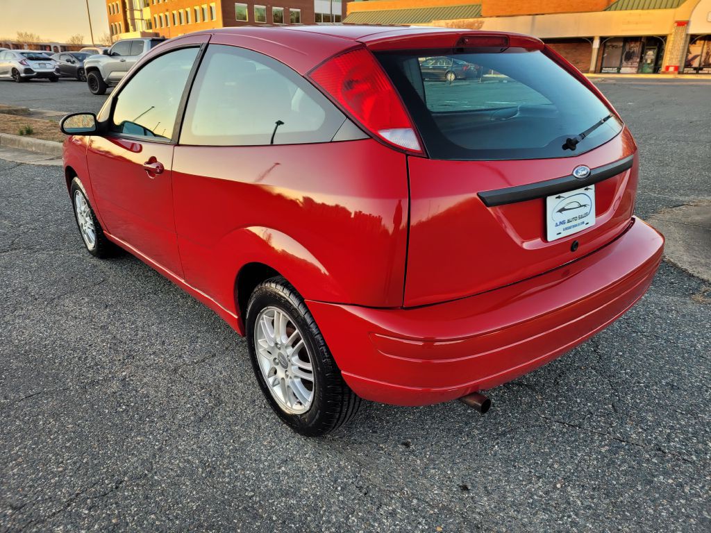 2007 Ford Focus Image 32