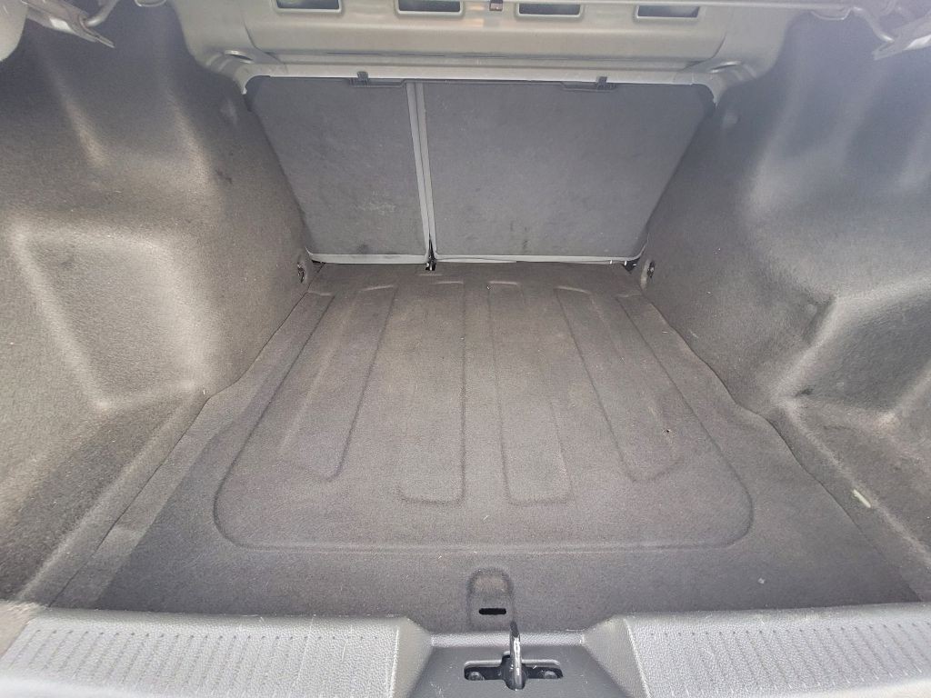 2016 Chevrolet Sonic Image 23