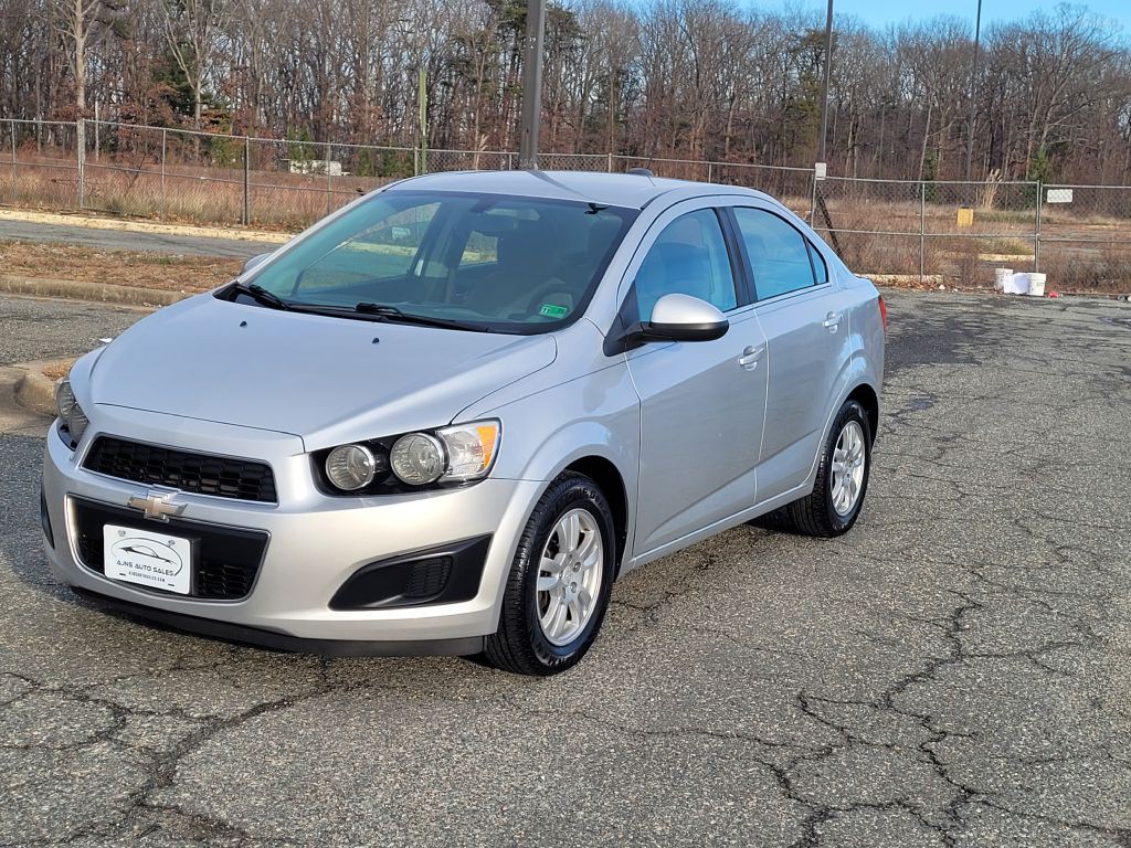 2016 Chevrolet Sonic Image 27