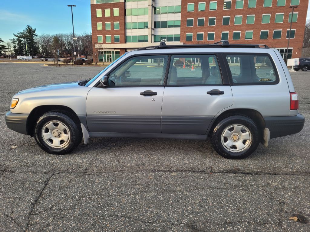 2002 Subaru Forester Image 2