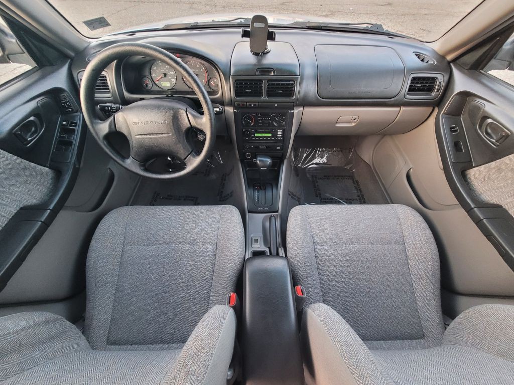 2002 Subaru Forester Image 12