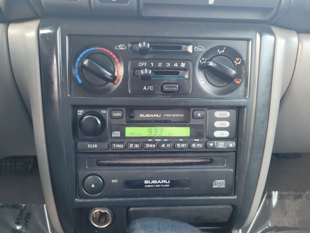 2002 Subaru Forester Image 14