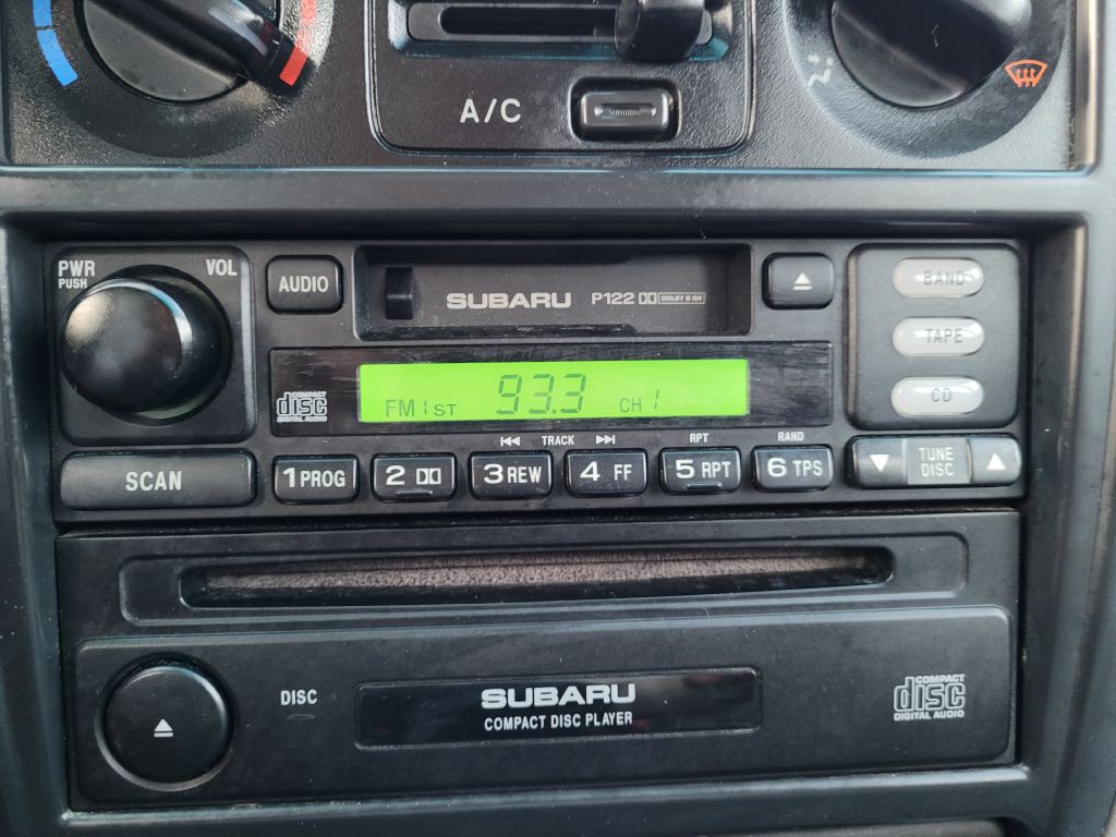 2002 Subaru Forester Image 25