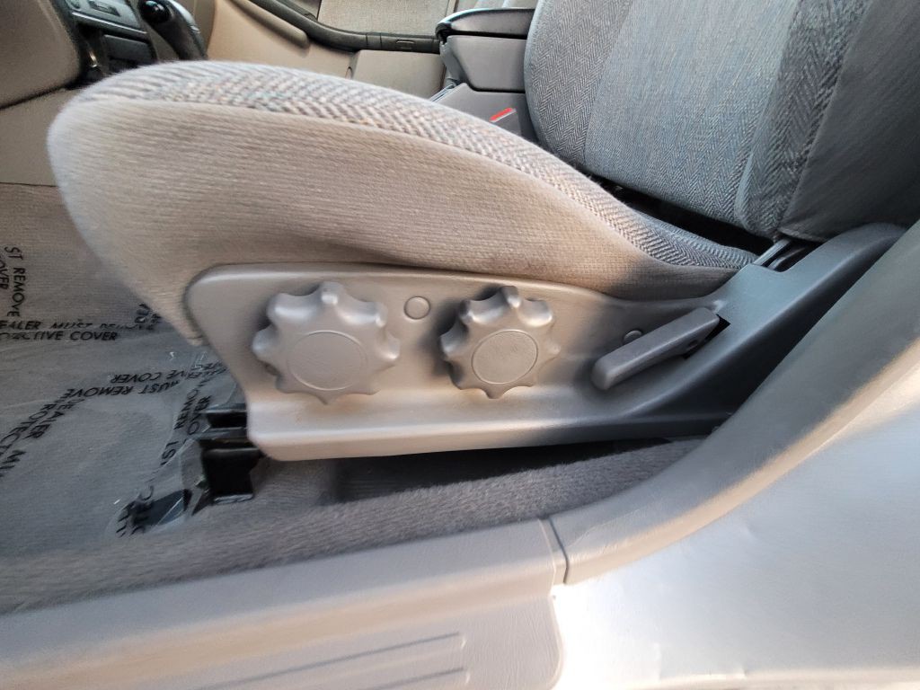 2002 Subaru Forester Image 35