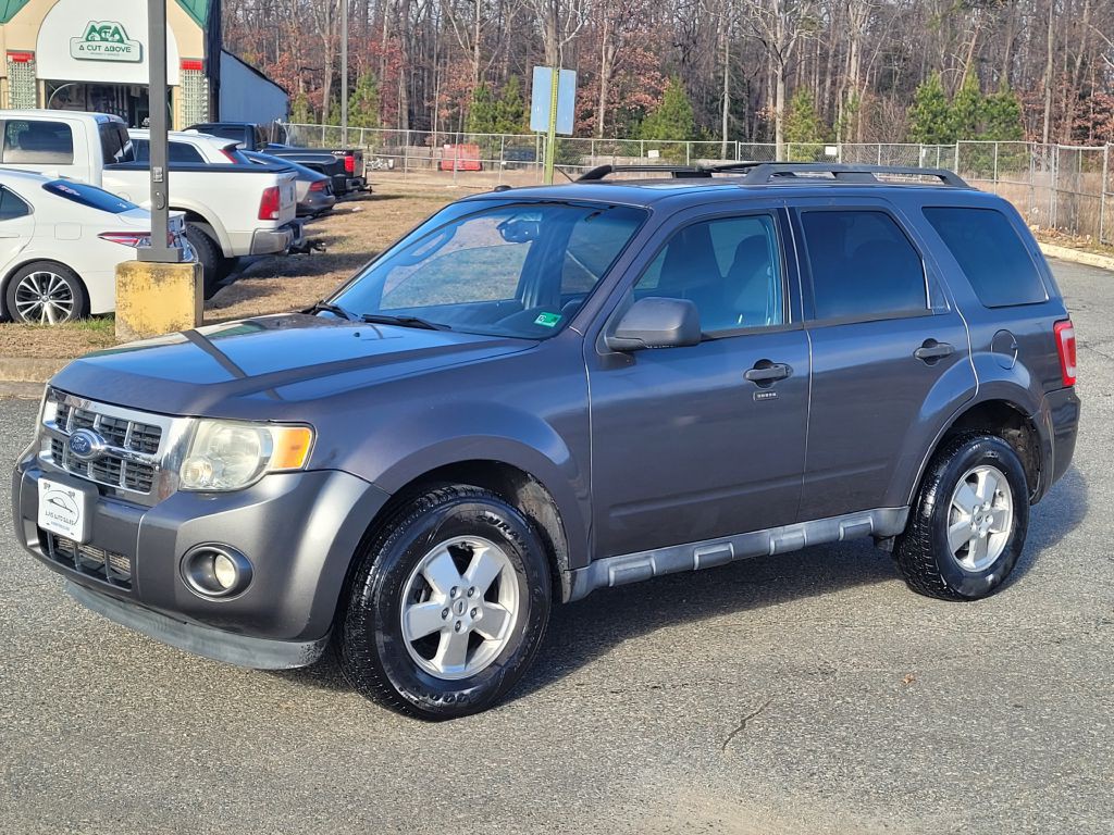 2011 Ford Escape Image 1