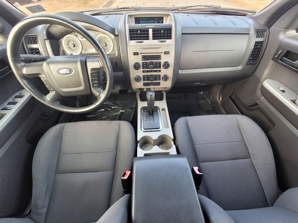 2011 Ford Escape Image 35