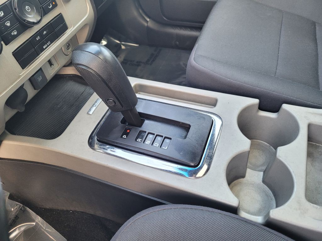 2011 Ford Escape Image 39