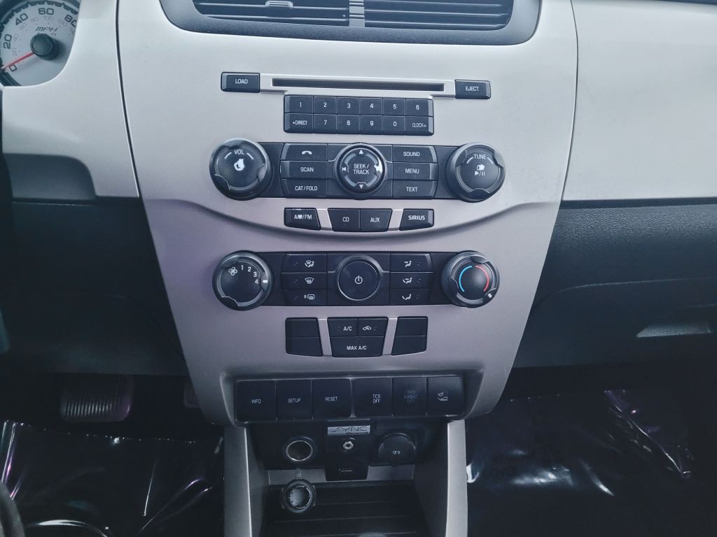 2008 Ford Focus Image 18