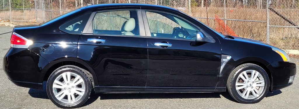 2009 Ford Focus Image 5