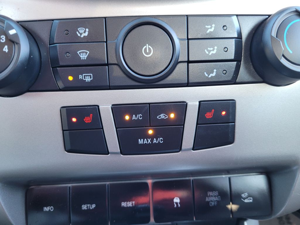 2009 Ford Focus Image 19