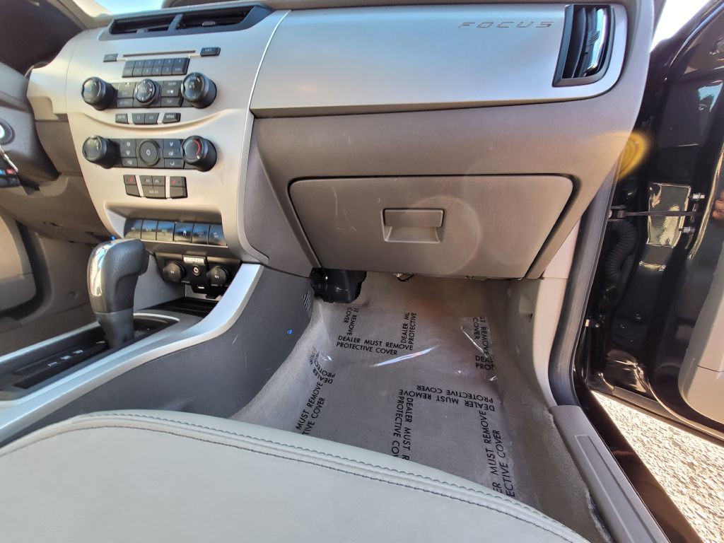 2009 Ford Focus Image 36
