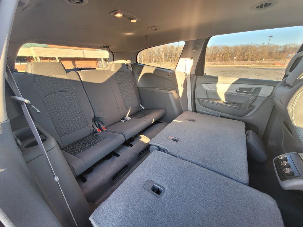 2017 Chevrolet Traverse Image 18
