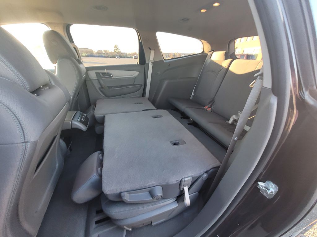 2017 Chevrolet Traverse Image 30