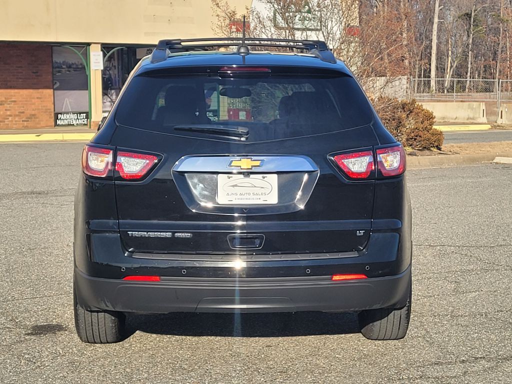 2017 Chevrolet Traverse Image 3