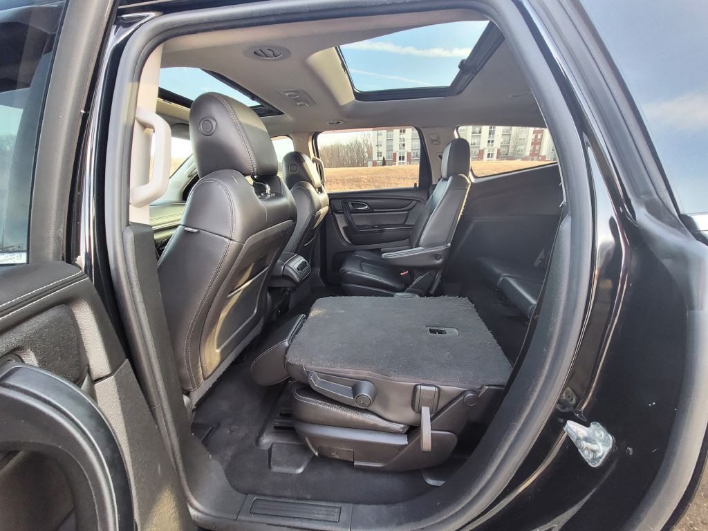 2017 Chevrolet Traverse Image 32