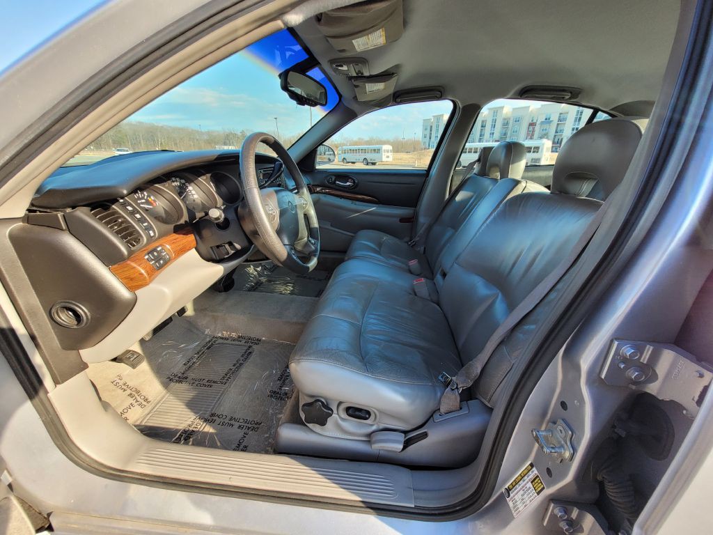 2004 Buick LeSabre Image 8