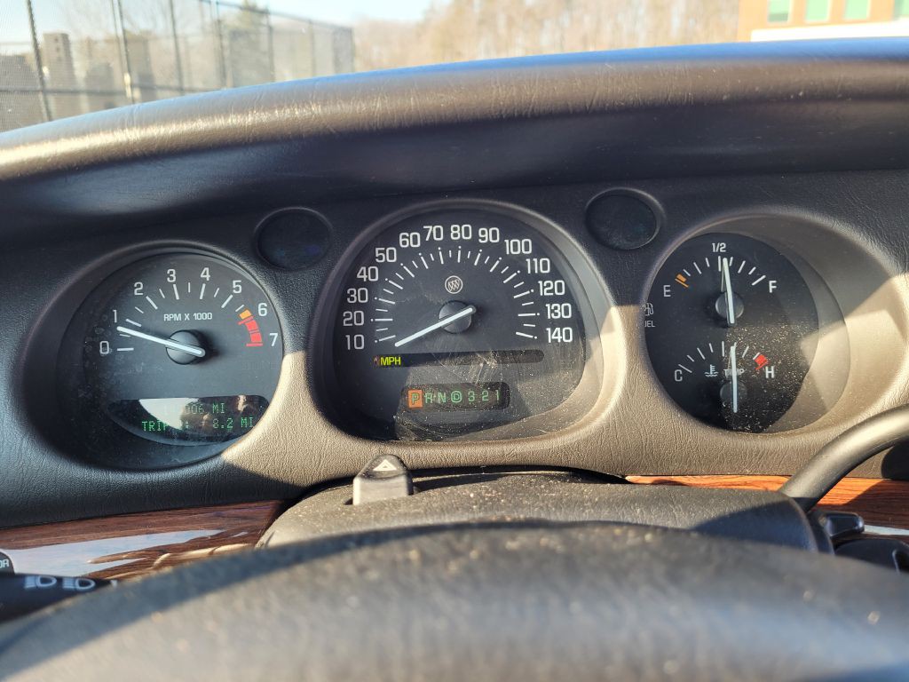 2004 Buick LeSabre Image 17