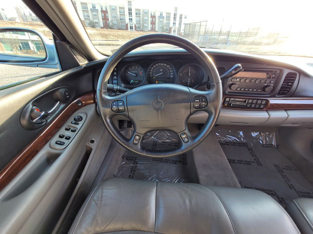 2004 Buick LeSabre Image 23