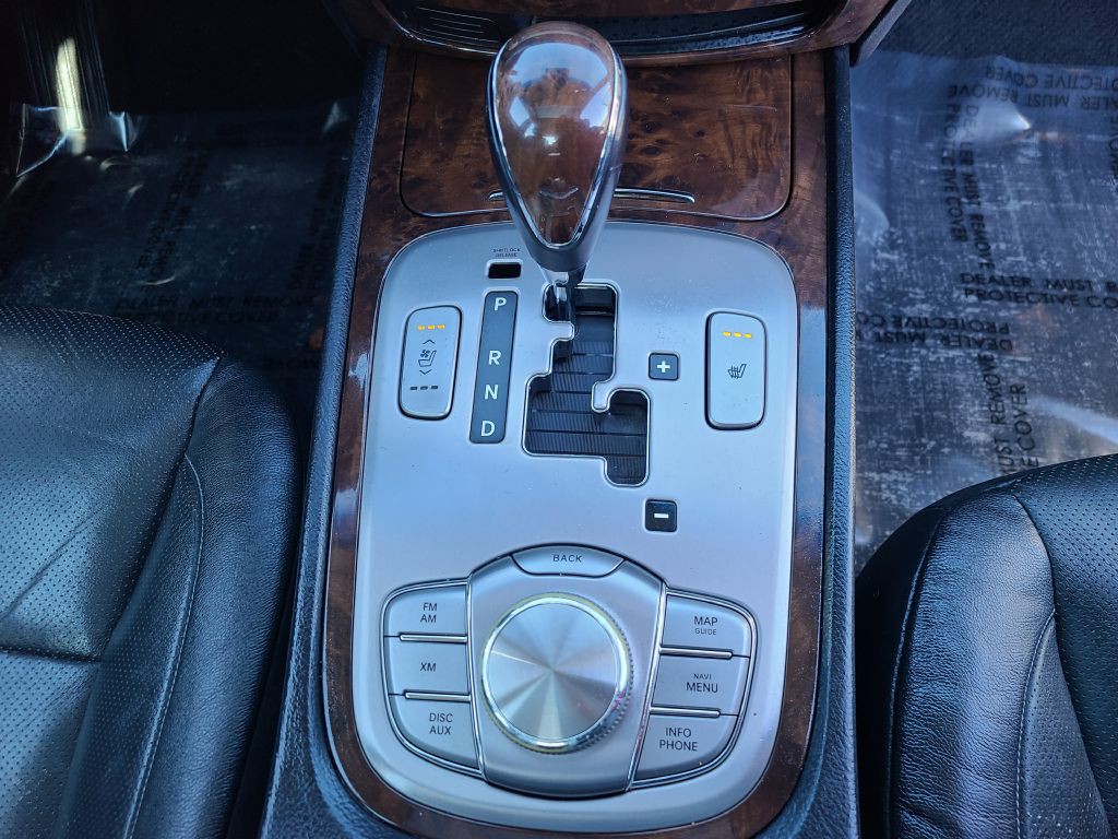 2009 Hyundai Genesis Image 11