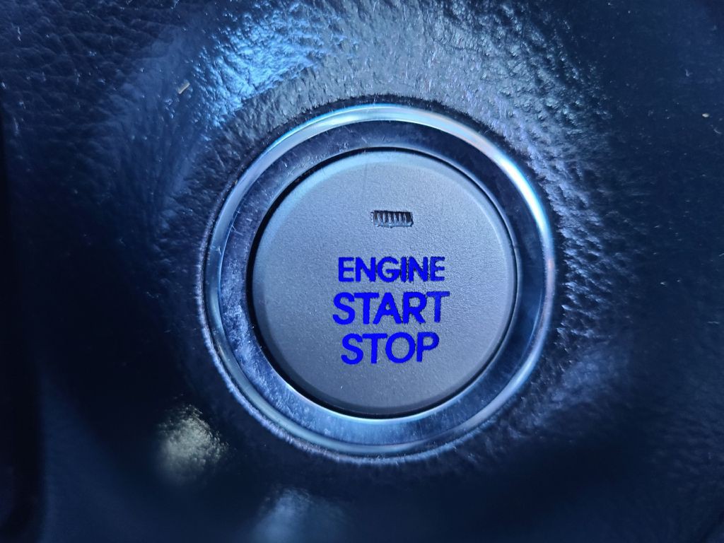 2009 Hyundai Genesis Image 18