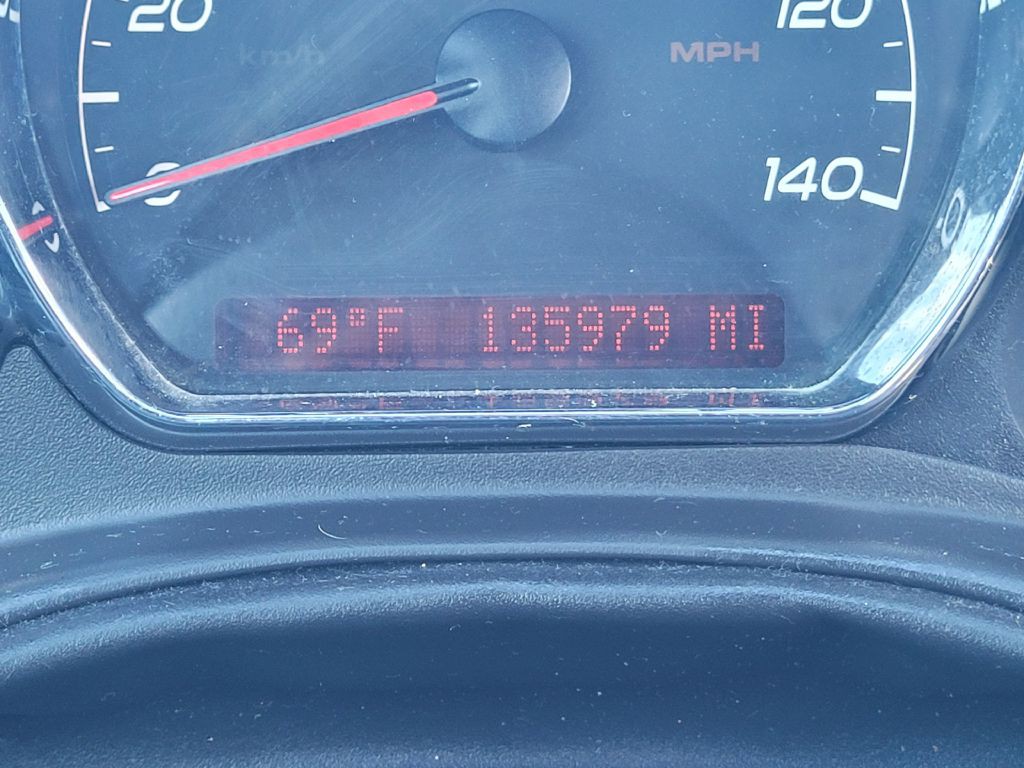 2007 Pontiac G6 Image 9