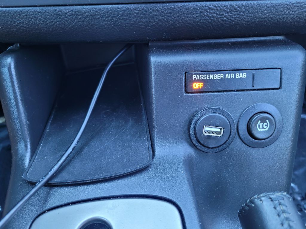 2007 Pontiac G6 Image 13