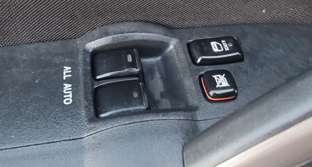 2010 Scion tC Image 18