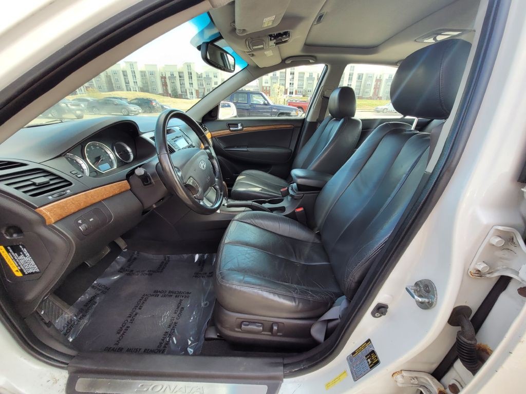 2009 Hyundai Sonata Image 9