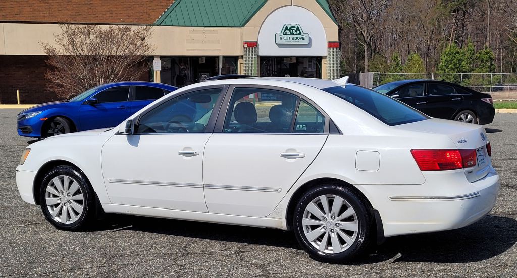 2009 Hyundai Sonata Image 28