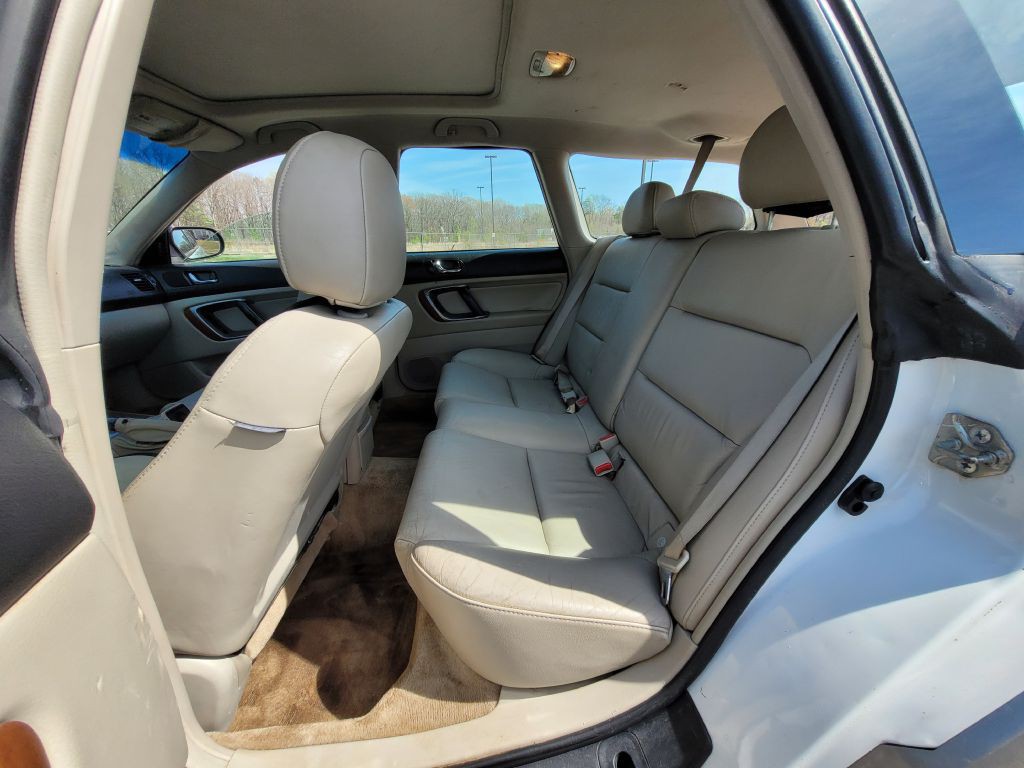2005 Subaru Legacy Image 17
