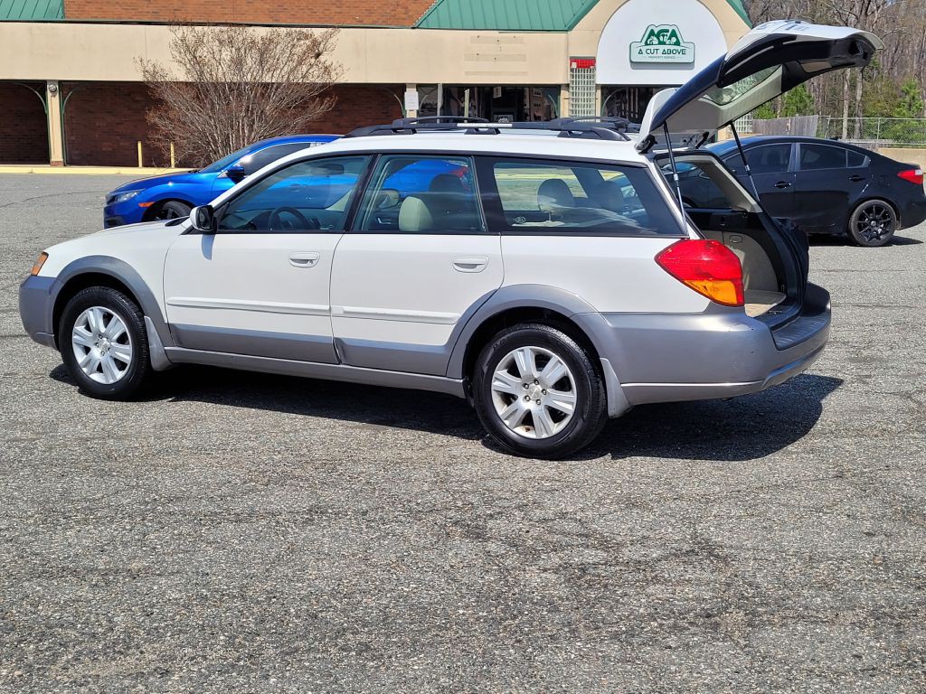 2005 Subaru Legacy Image 22