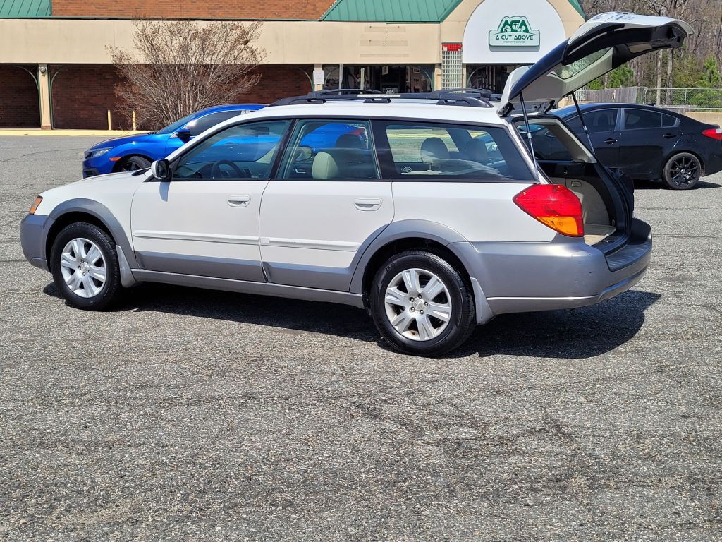 2005 Subaru Legacy Image 28