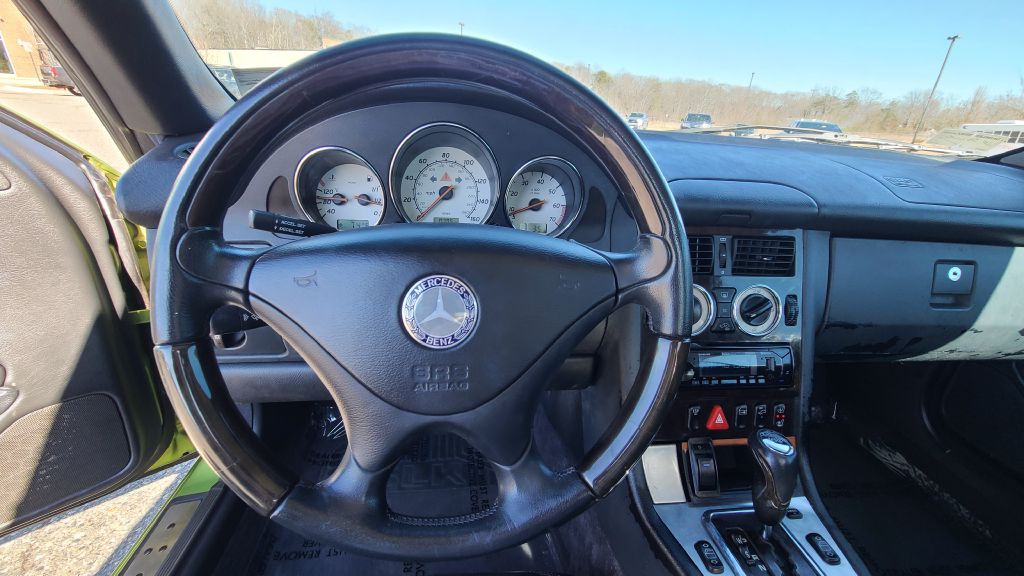 2001 Mercedes-Benz SLK-Class Image 19