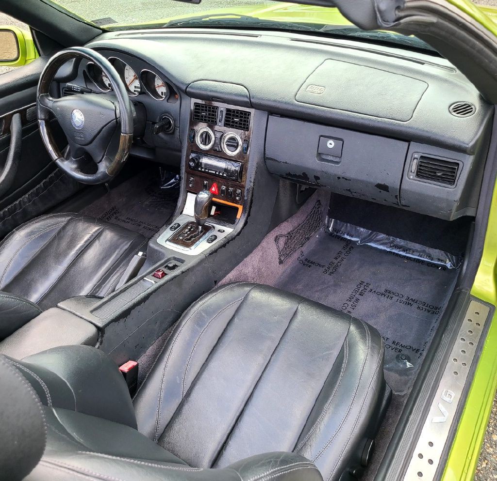 2001 Mercedes-Benz SLK-Class Image 35