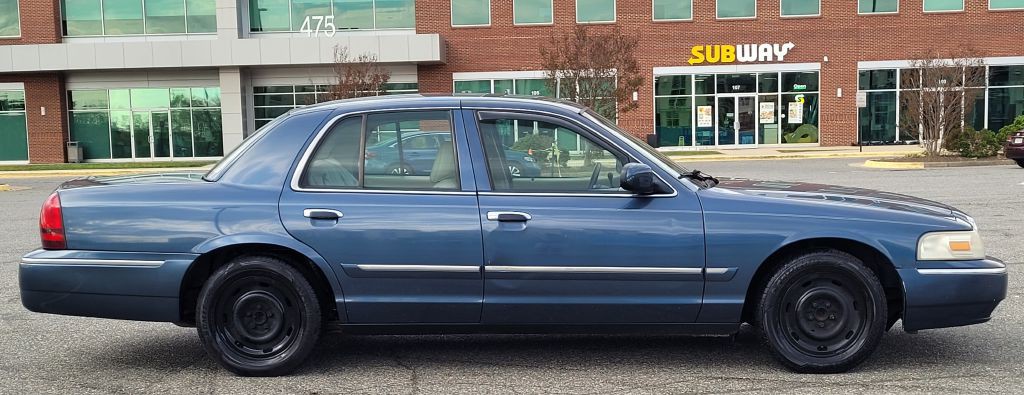 2008 Mercury Grand Marquis Image 5