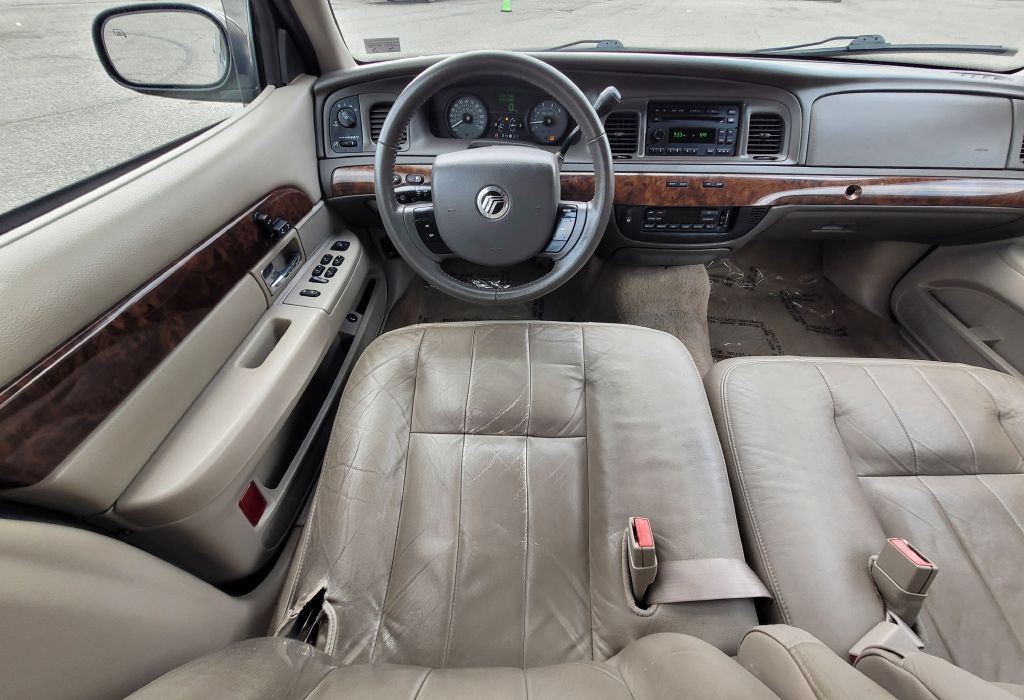 2008 Mercury Grand Marquis Image 19
