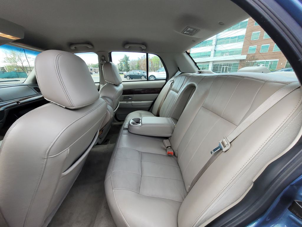 2008 Mercury Grand Marquis Image 21