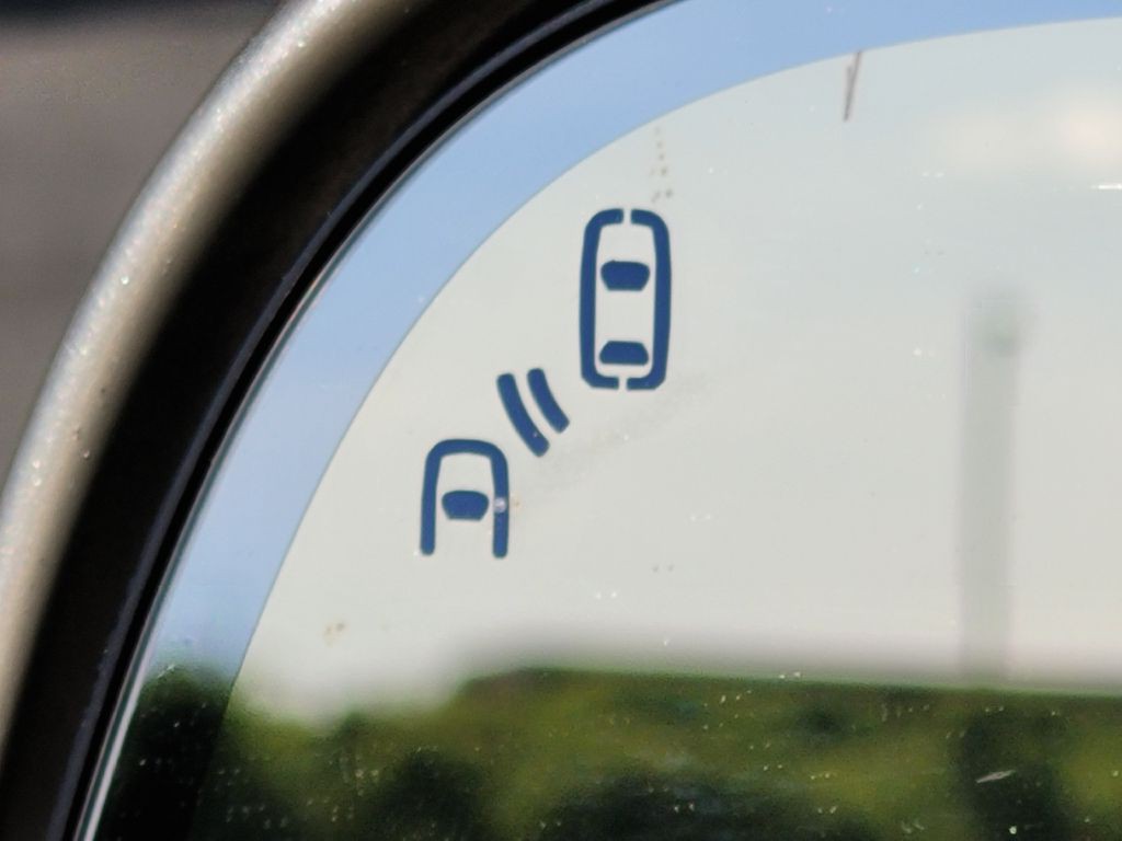 2010 Lincoln MKT Image 13
