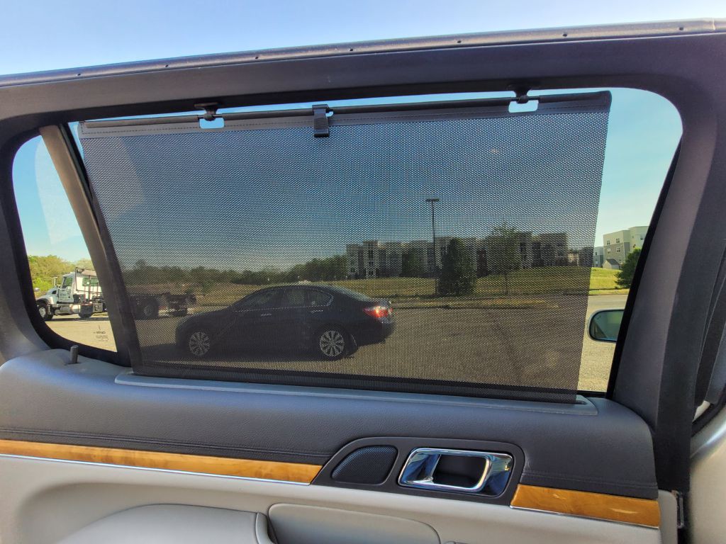 2010 Lincoln MKT Image 25