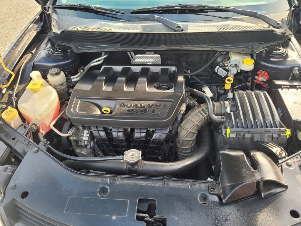 2008 Dodge Avenger Image 23