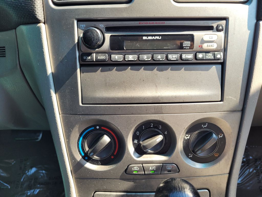 2003 Subaru Forester Image 18