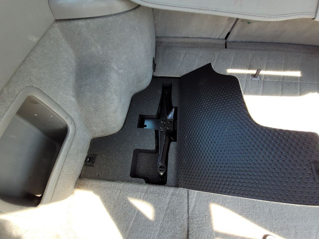 2003 Subaru Forester Image 25