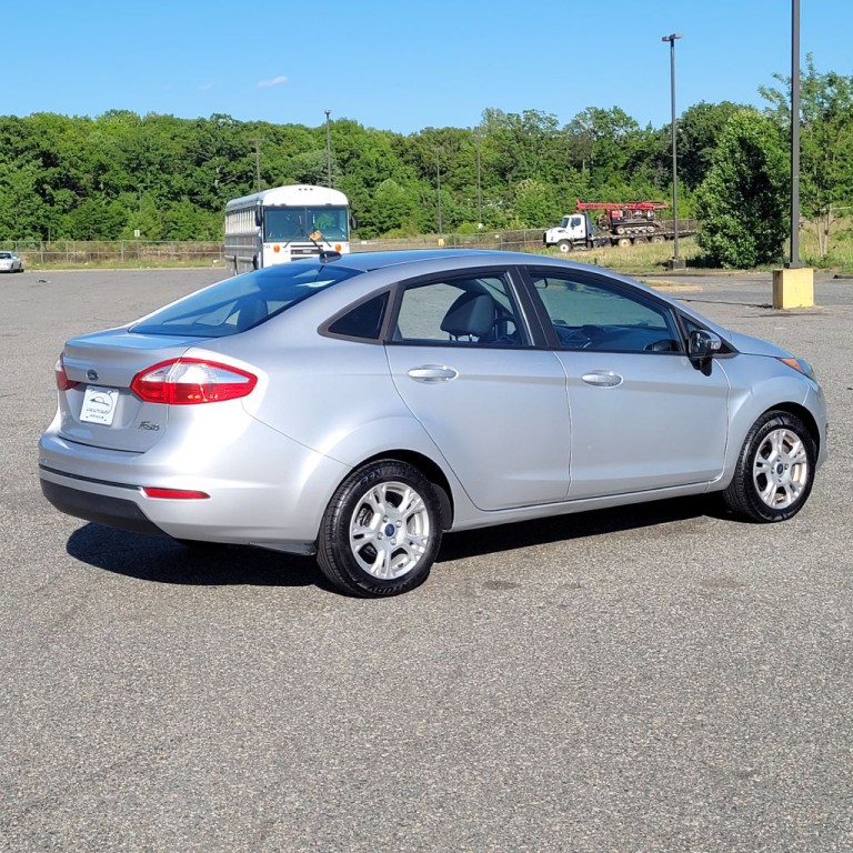 2015 Ford Fiesta Image 4