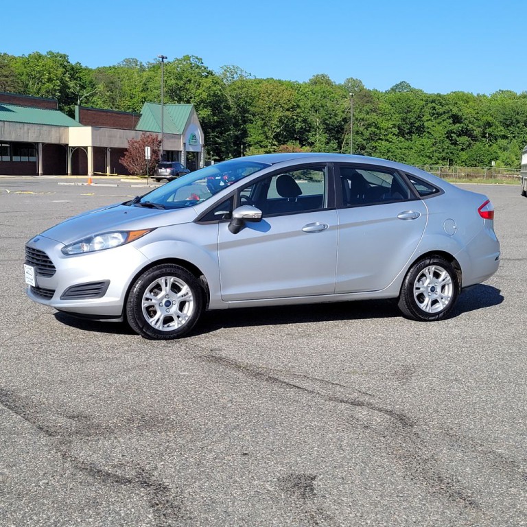 2015 Ford Fiesta Image 26