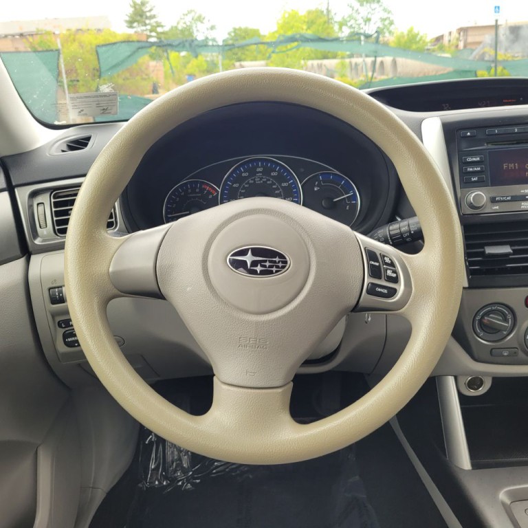2012 Subaru Forester Image 12