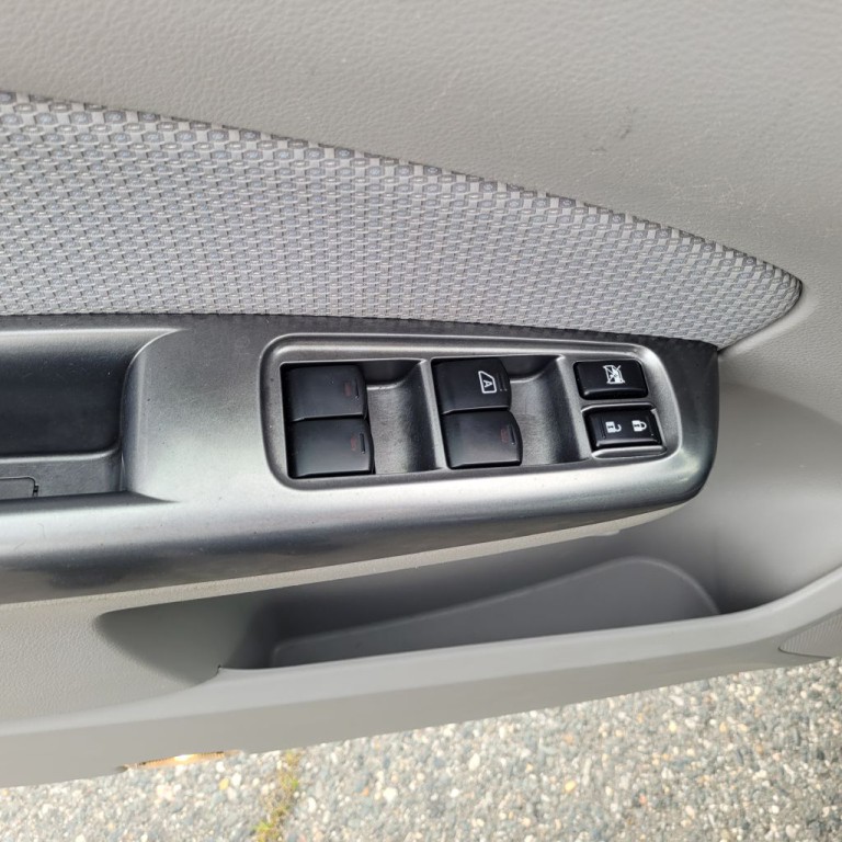 2012 Subaru Forester Image 22