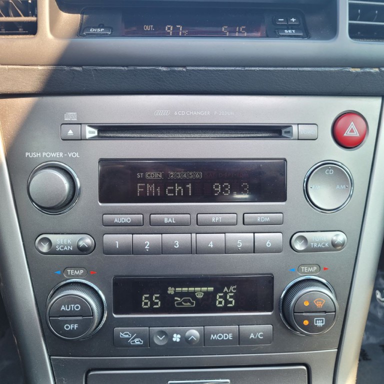 2006 Subaru Legacy Image 11