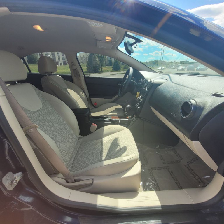 2008 Pontiac G6 Image 13