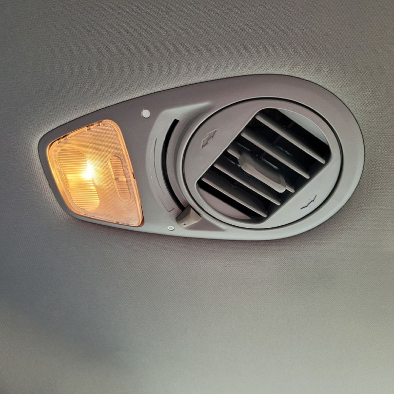 2008 Honda Odyssey Image 32