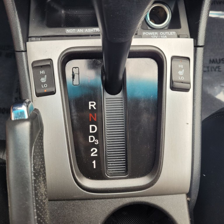 2004 Honda Accord Image 14